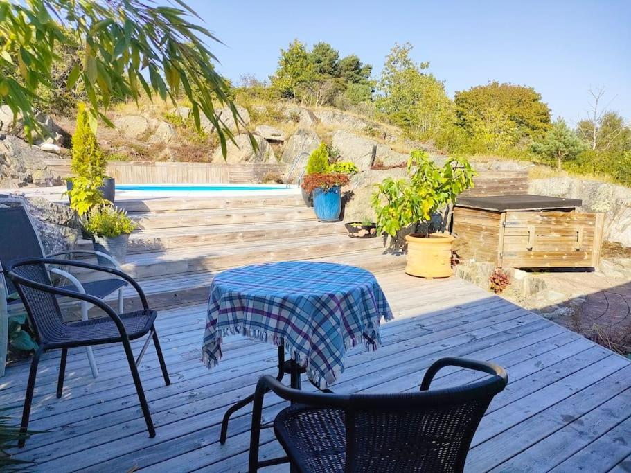 Quiet And Comfy With Swimming Pool Onsala Exterior foto